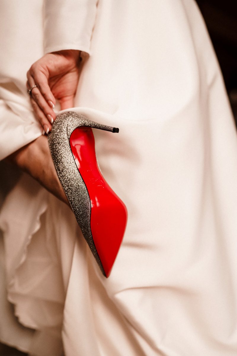 Wedding photo ideas the shoes