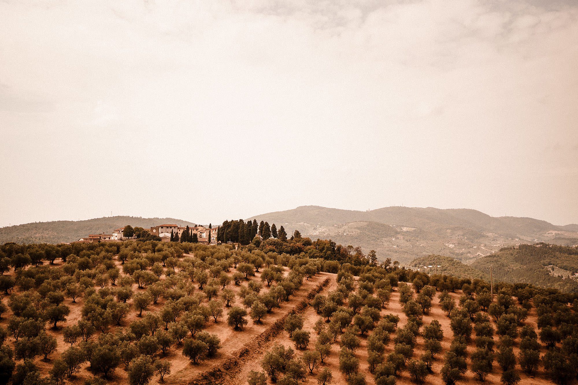 Artimino in Tuscany a beautiful location for wedding photos