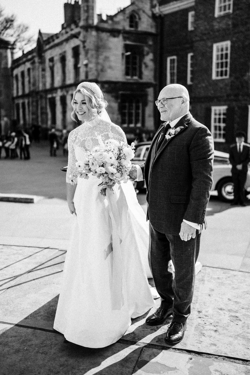 Walking down the aisle wedding photo ideas